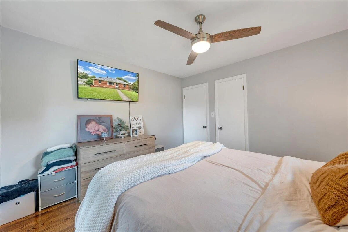 1141 Vivian AVE - Photo 24