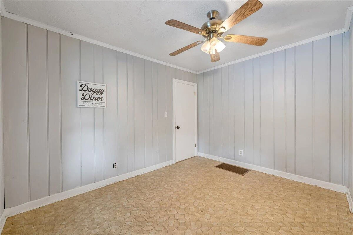 1141 Vivian AVE - Photo 30