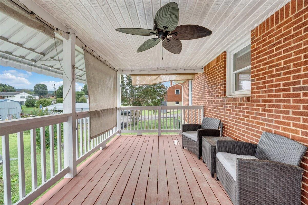 1141 Vivian AVE - Photo 31