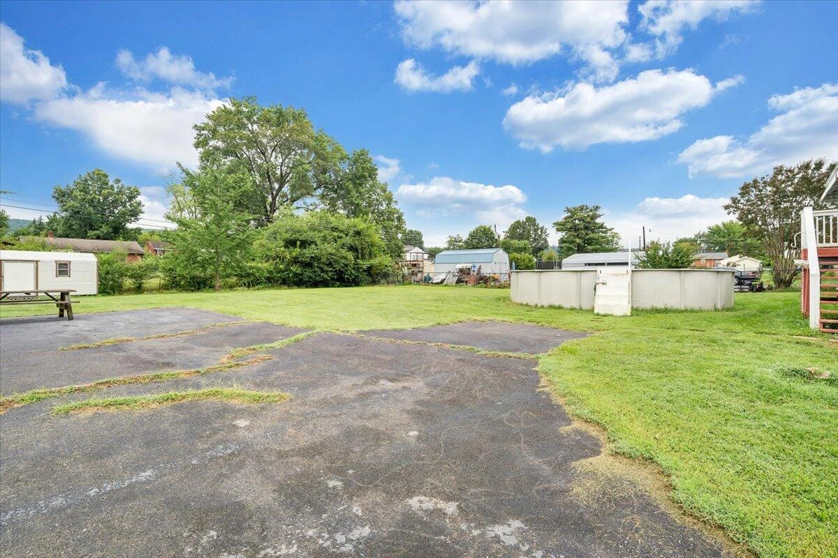 1141 Vivian AVE - Photo 43