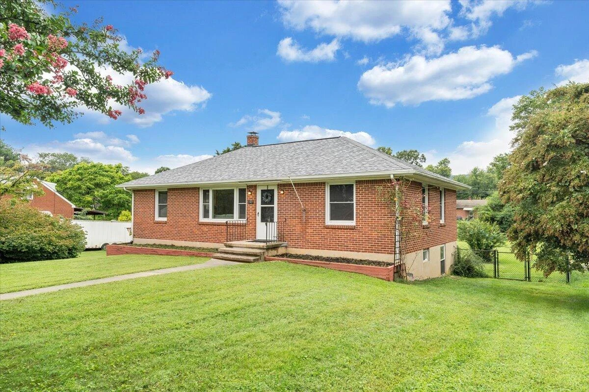 1141 Vivian AVE - Photo 51