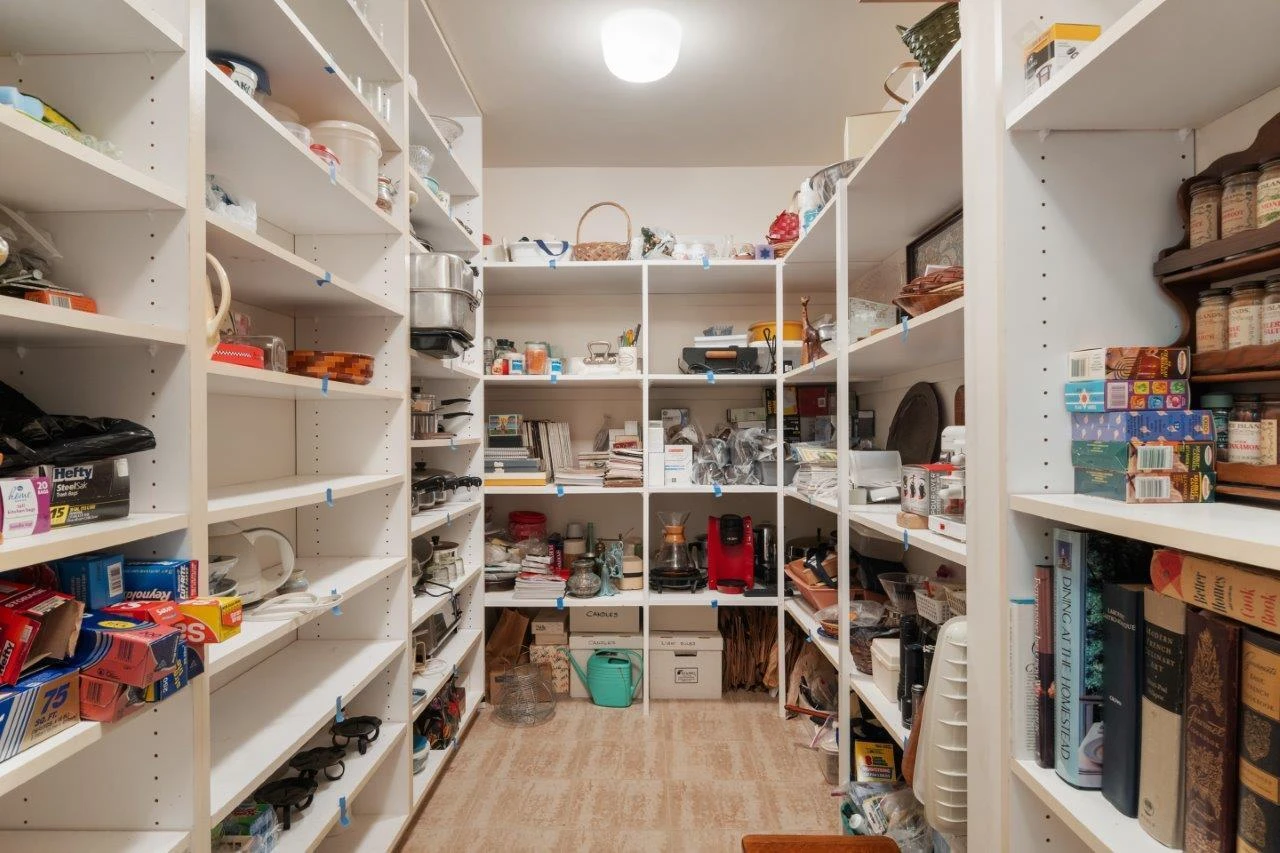 1505 Highland CIR - Photo 20
