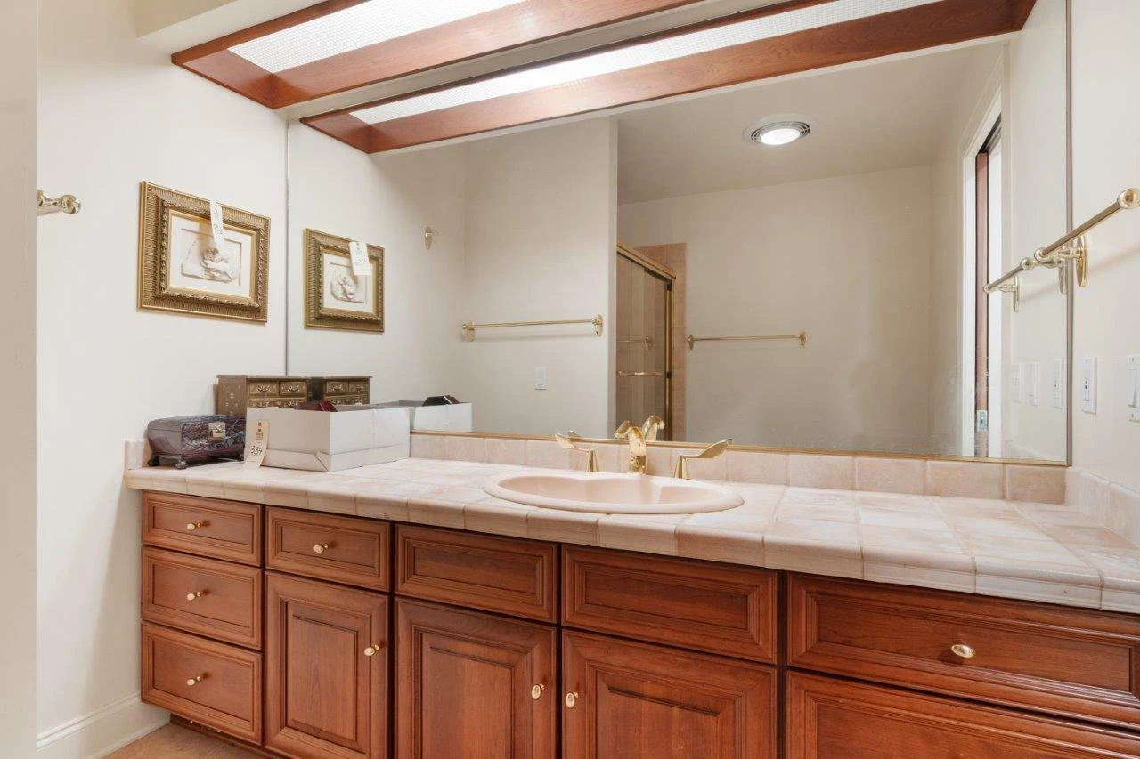 1505 Highland CIR - Photo 27