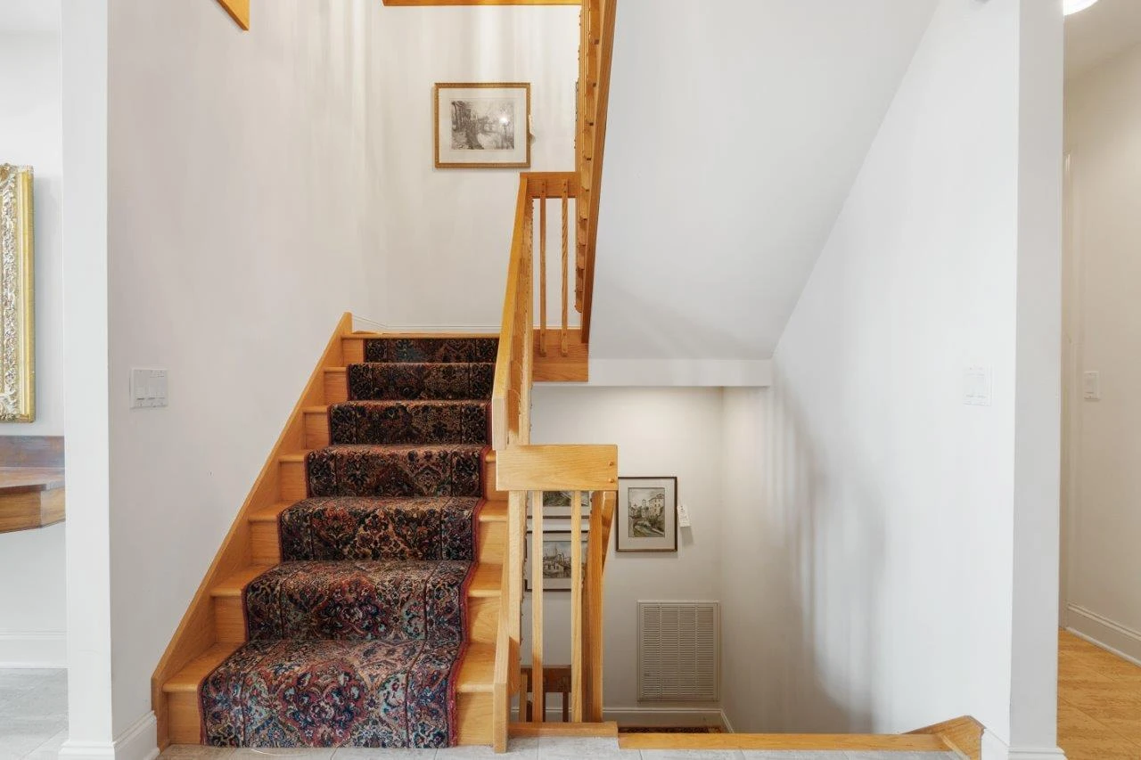 1505 Highland CIR - Photo 31