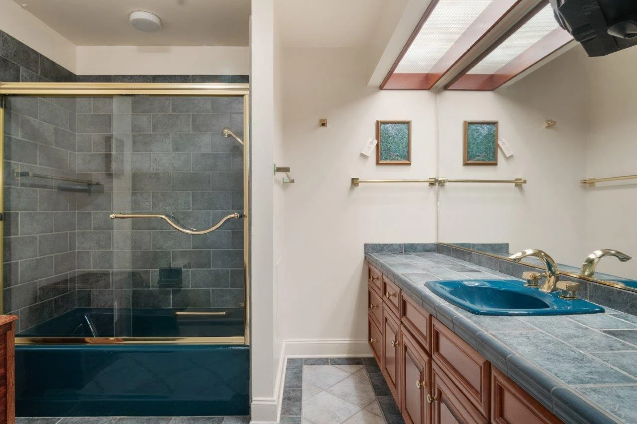 1505 Highland CIR - Photo 40