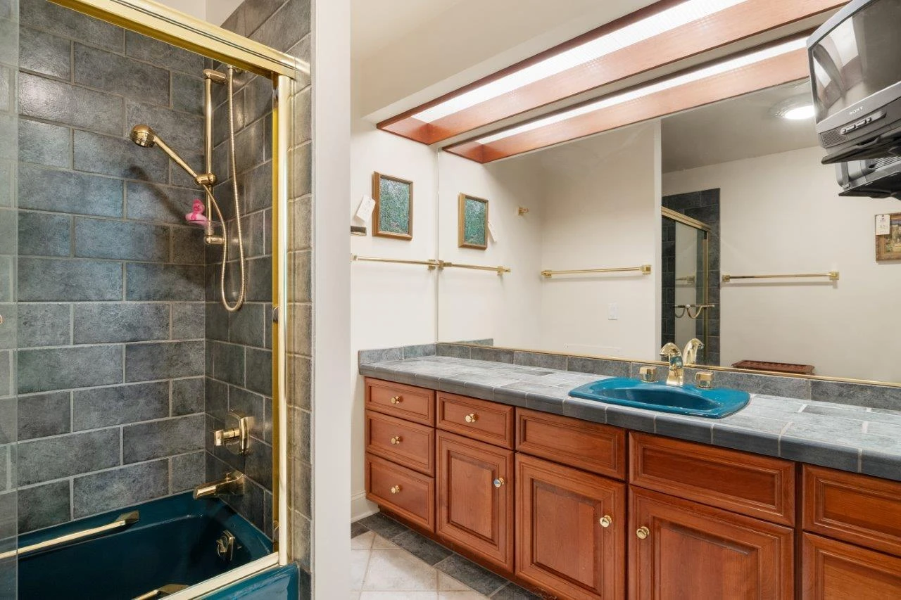 1505 Highland CIR - Photo 41