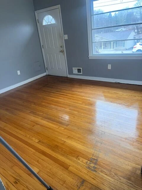4026 Wyoming AVE NW - Photo 2