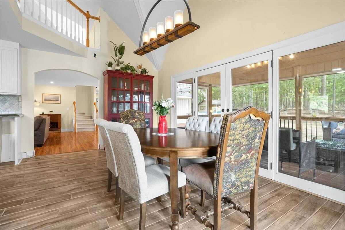 606 Surrey DR - Photo 40