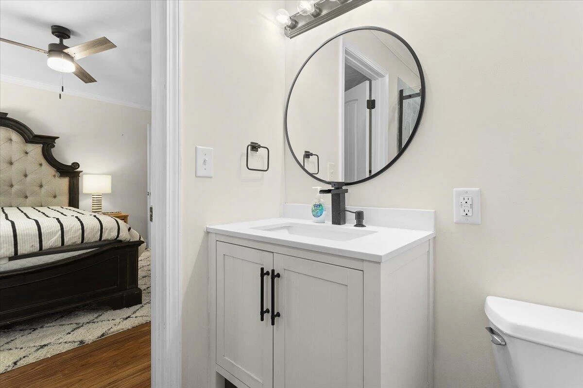606 Surrey DR - Photo 43