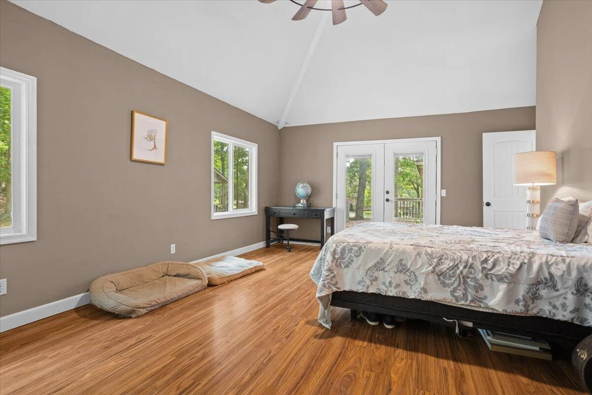606 Surrey DR - Photo 47