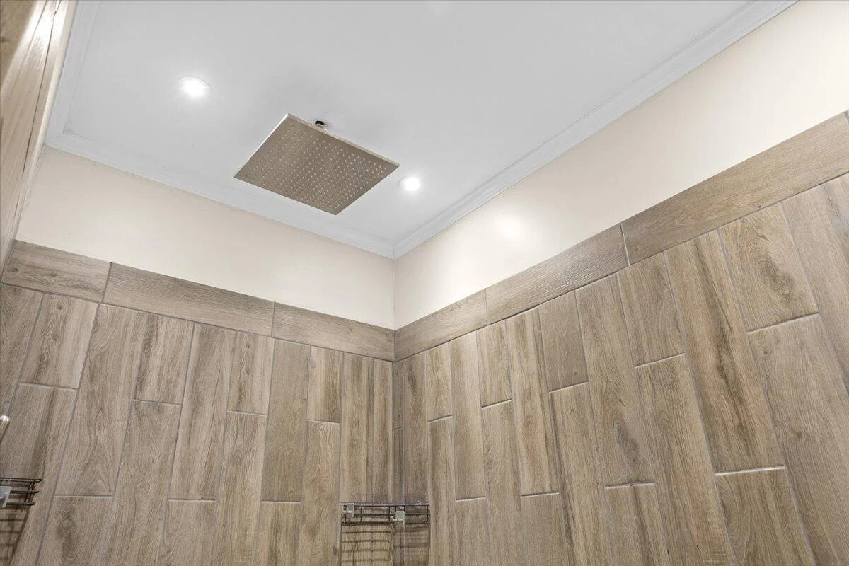 606 Surrey DR - Photo 50