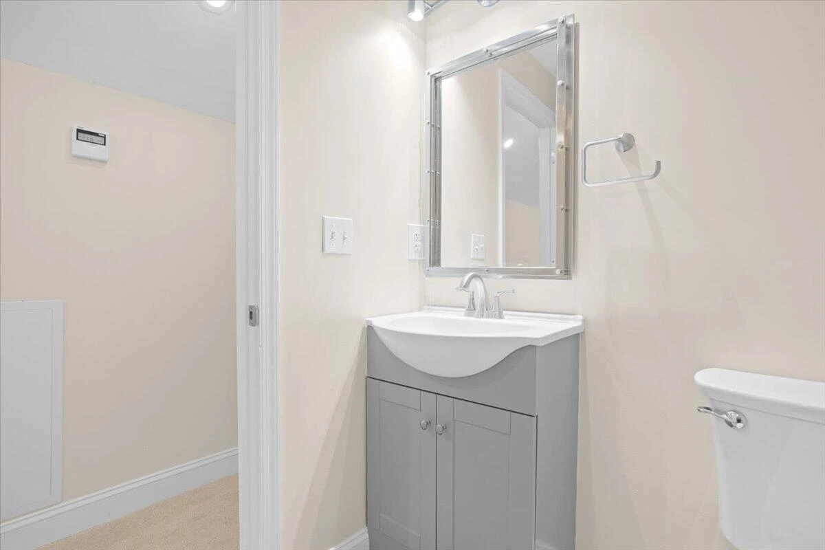 606 Surrey DR - Photo 55