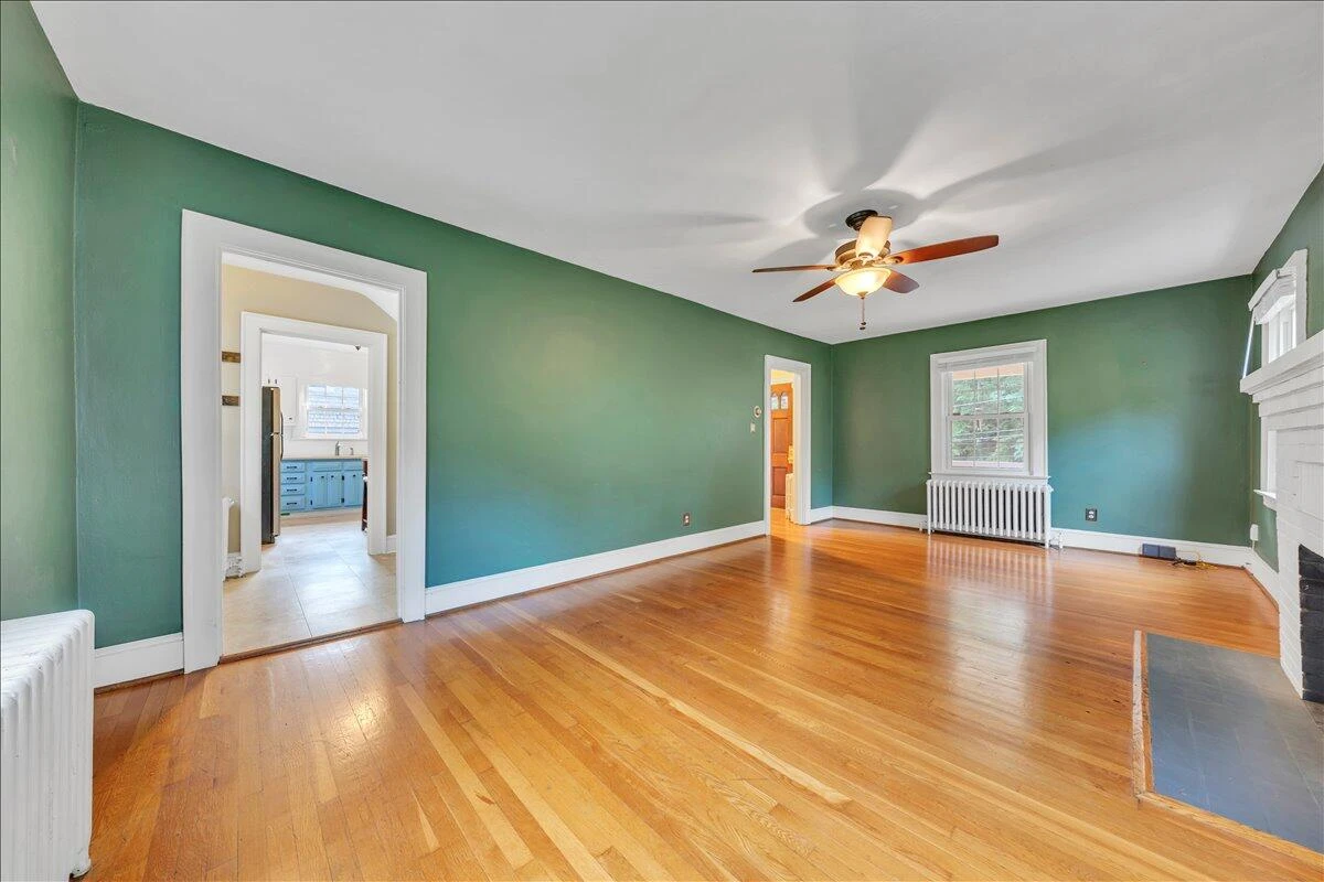 2523 Brambleton AVE SW - Photo 9