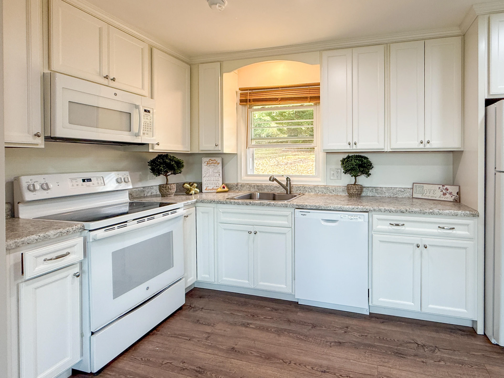 177 Mountain Avenue RD - Photo 15