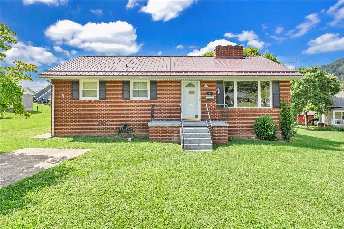 1312 N Alleghany AVE
