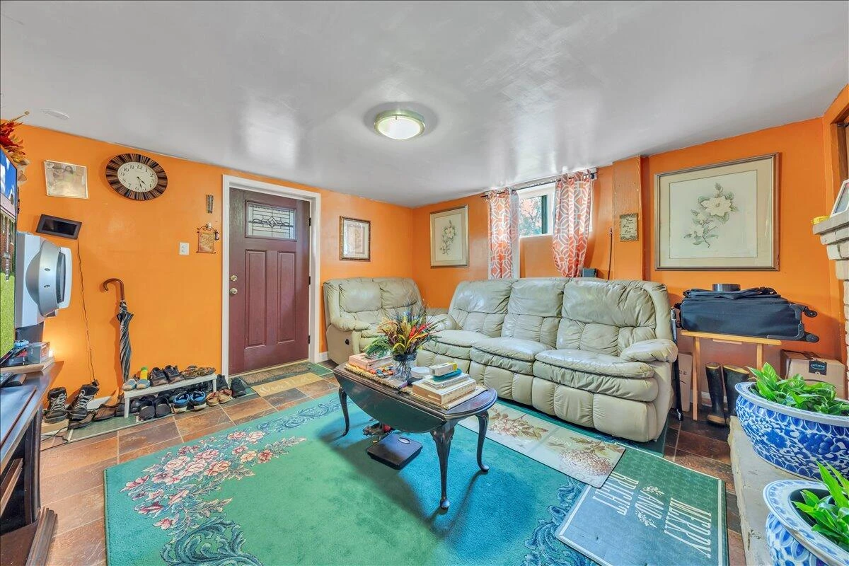 1312 N Alleghany AVE - Photo 8