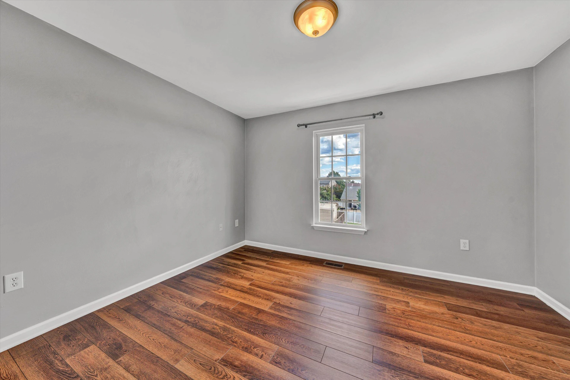 7027 Linn DR - Photo 28
