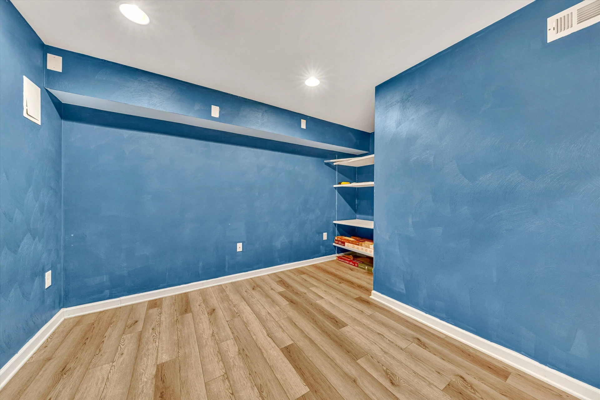 7027 Linn DR - Photo 31