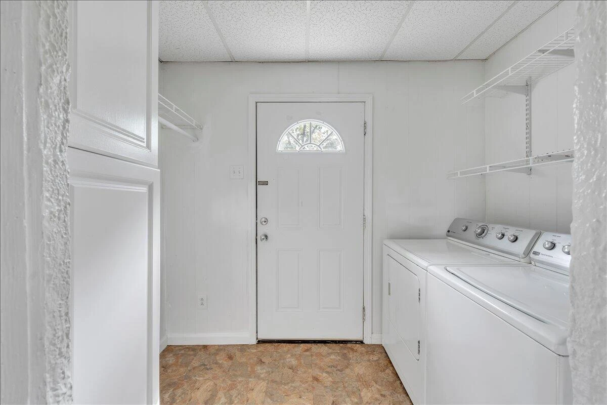 539 Crowmoor ST NW - Photo 11