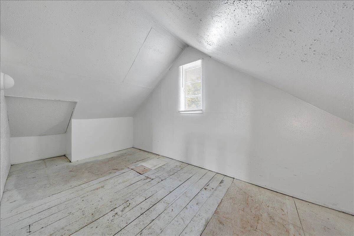 539 Crowmoor ST NW - Photo 21