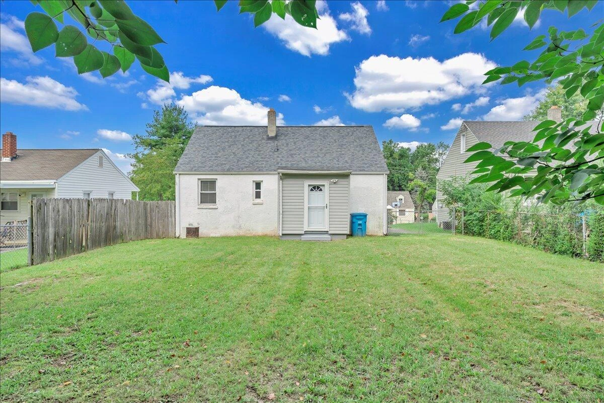 539 Crowmoor ST NW - Photo 26
