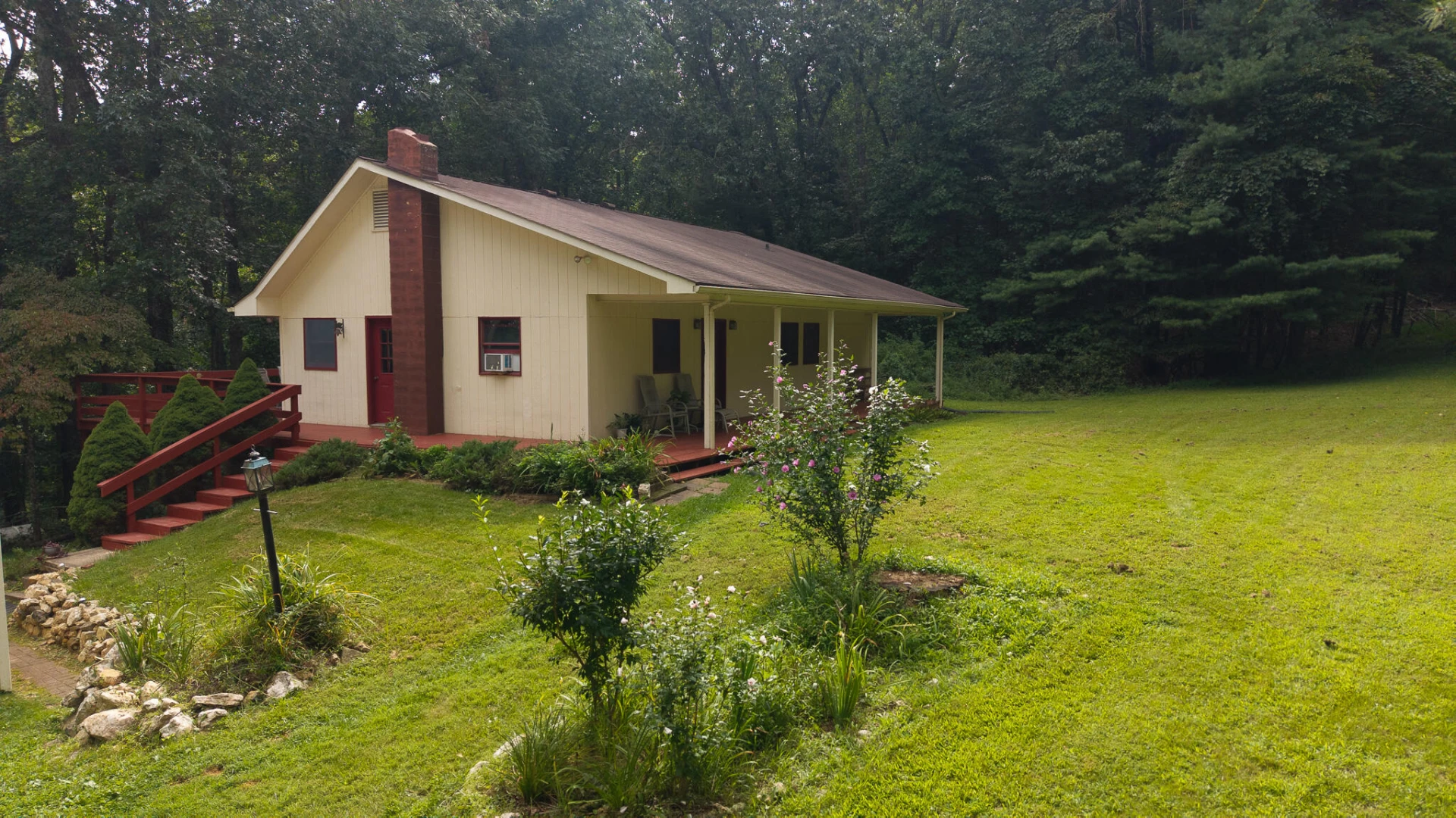 788 Jacks Mill RD SE - Photo 2