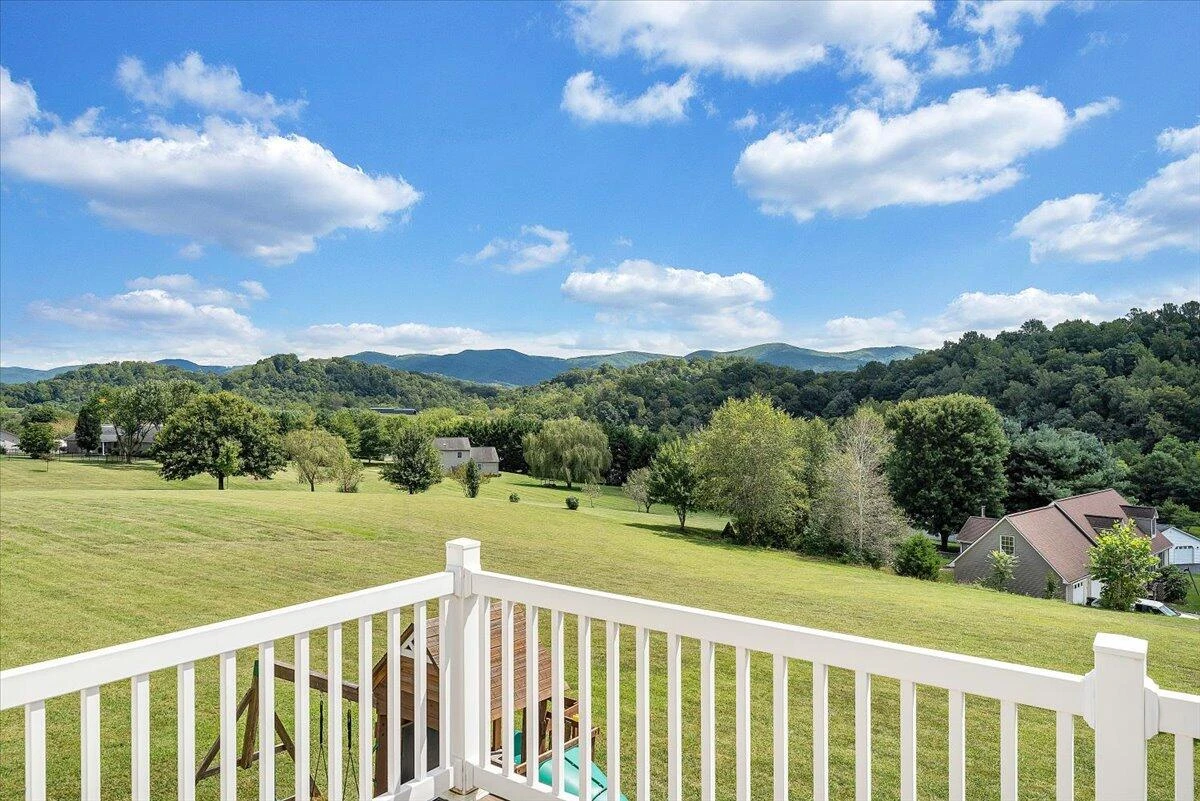 506 Marquise DR - Photo 8