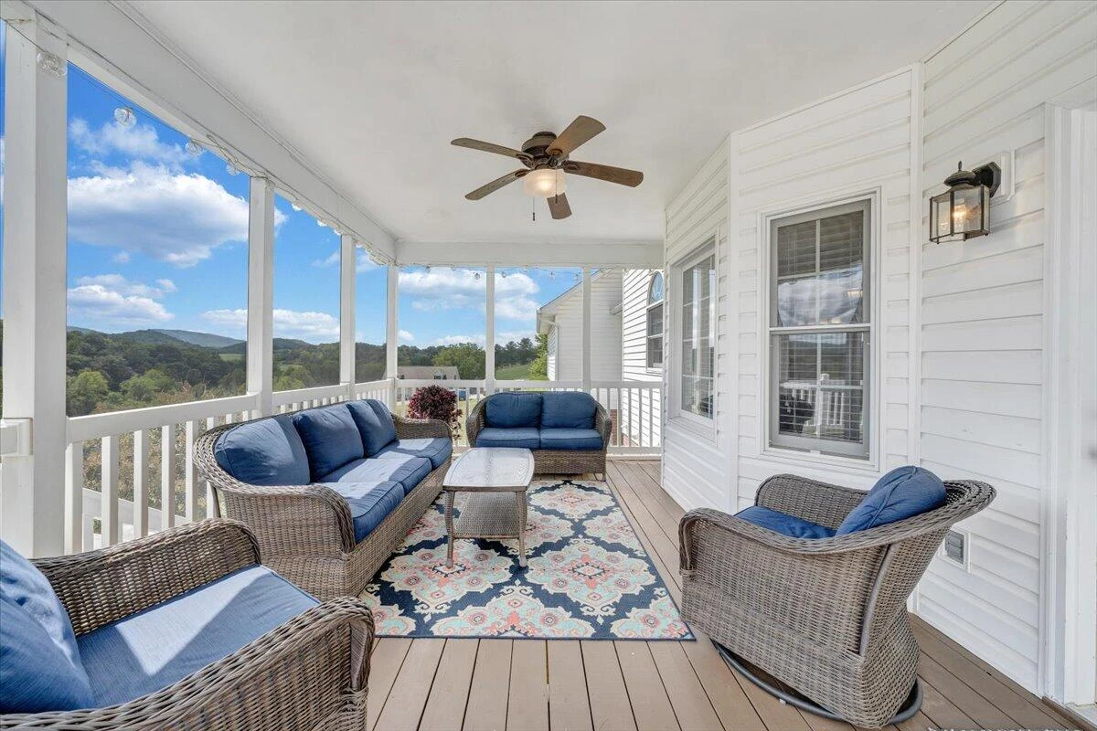 506 Marquise DR - Photo 68