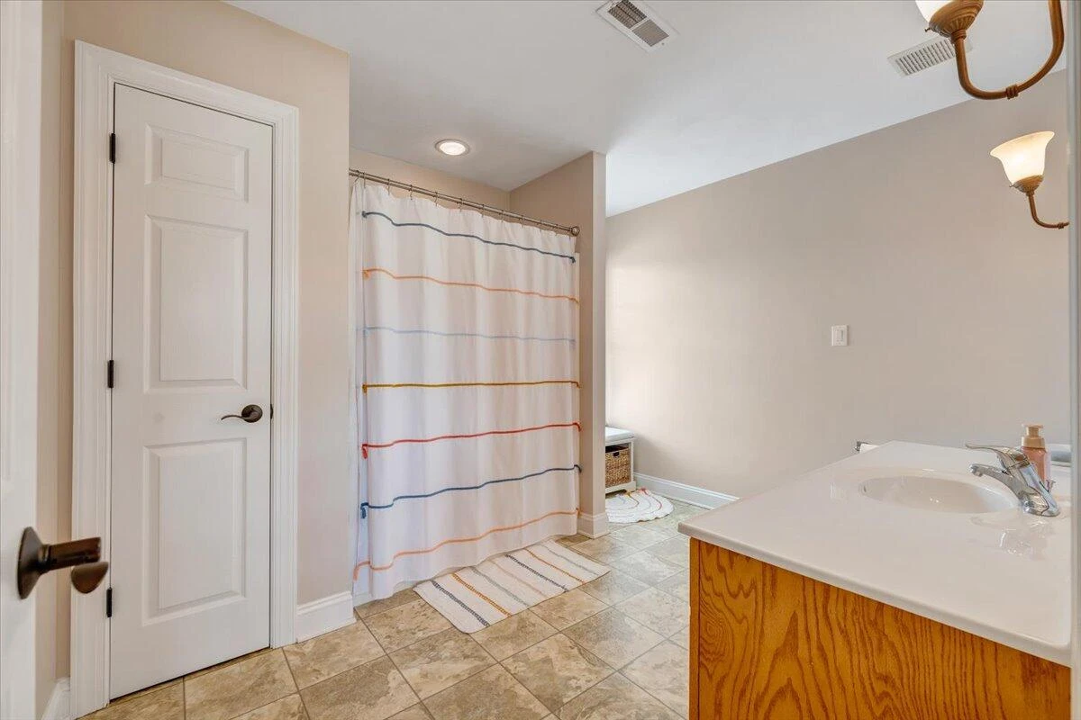 506 Marquise DR - Photo 73