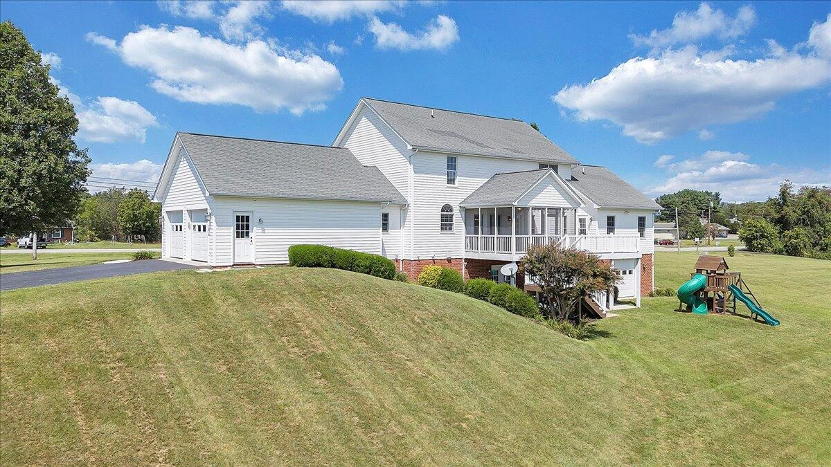 506 Marquise DR - Photo 82