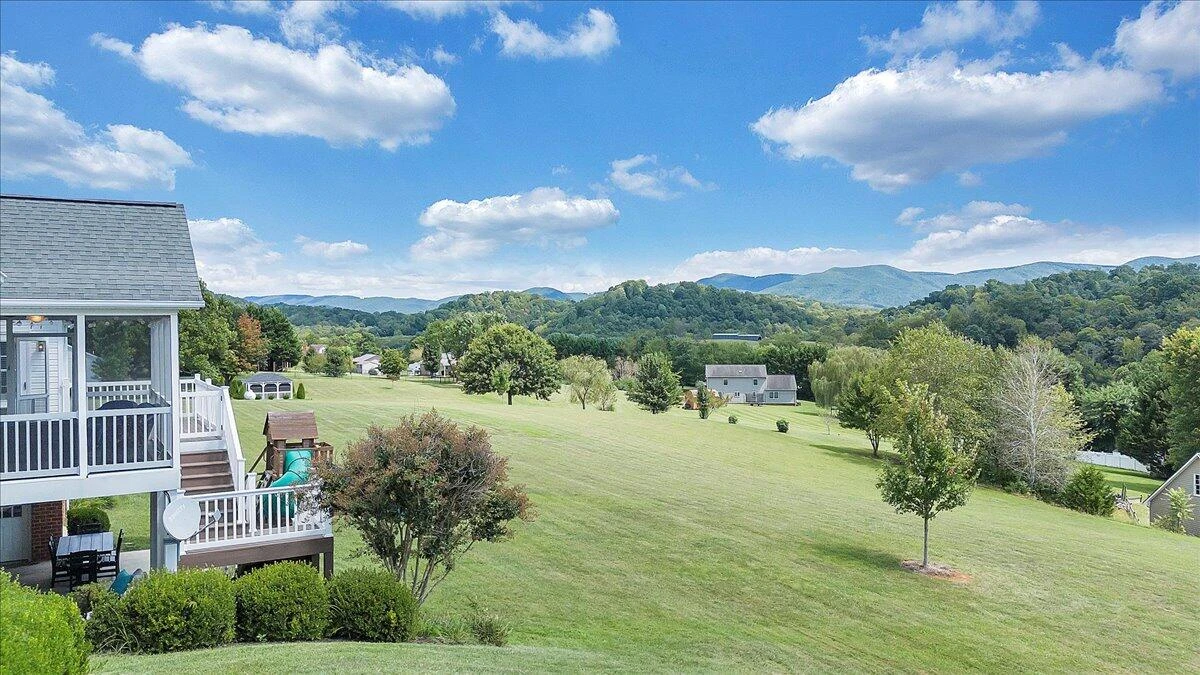 506 Marquise DR - Photo 84
