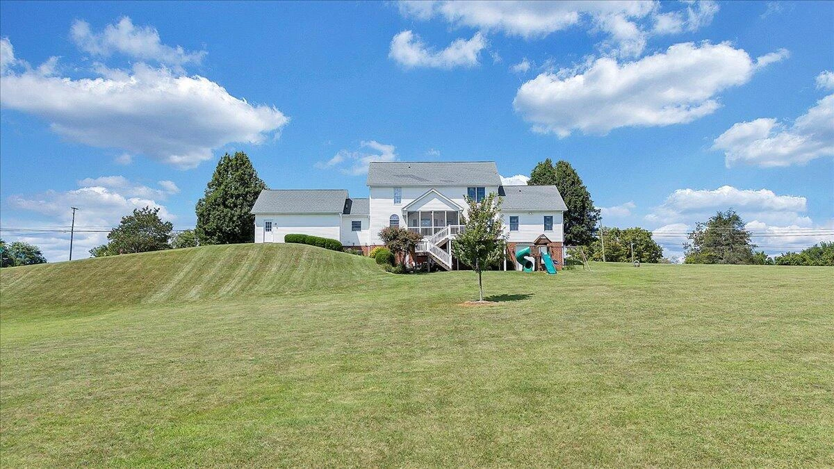 506 Marquise DR - Photo 89