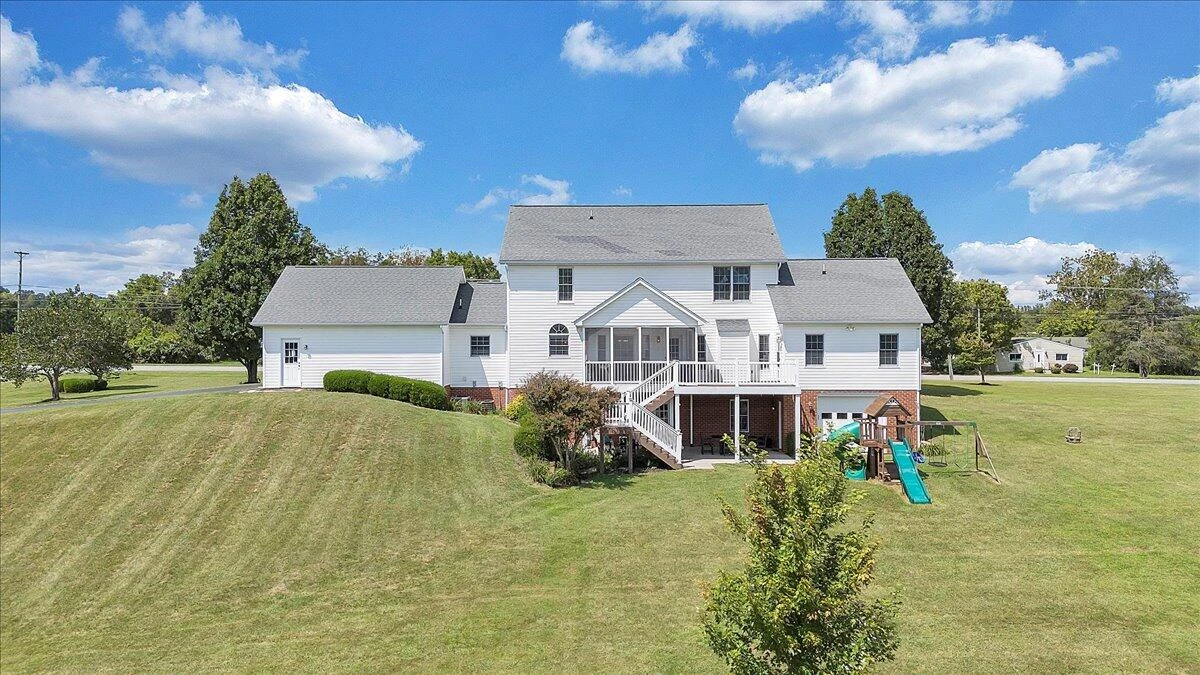506 Marquise DR - Photo 90