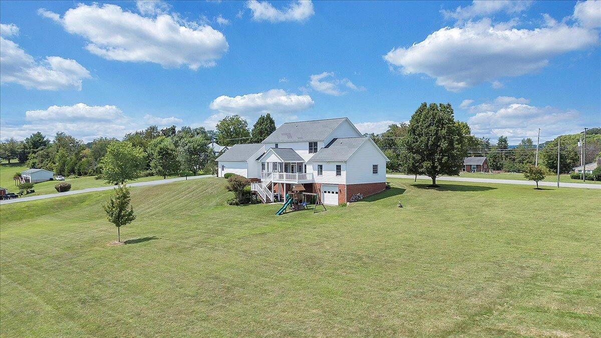 506 Marquise DR - Photo 92