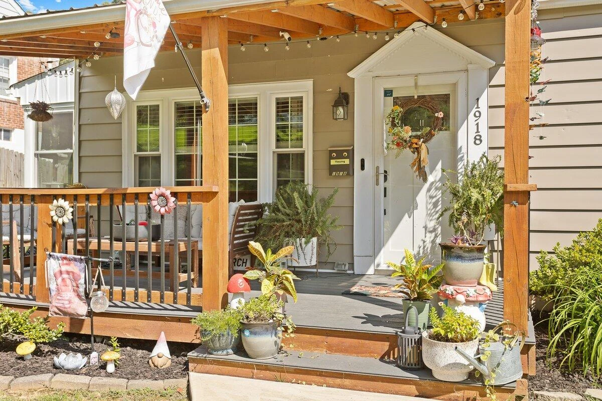 1918 Langdon RD SW - Photo 11