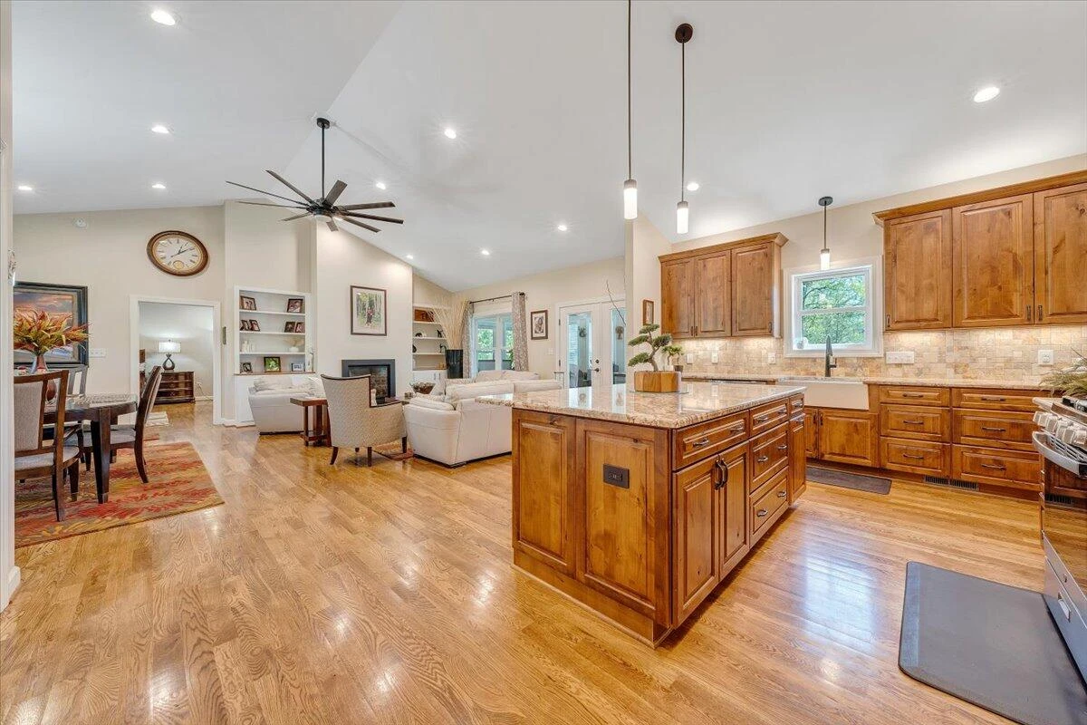 130 Spencer Creek LN - Photo 17