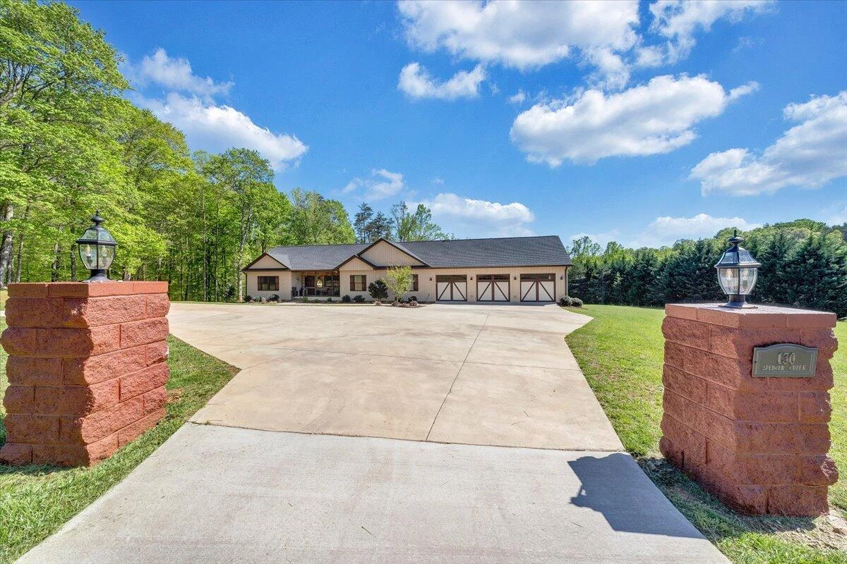 130 Spencer Creek LN - Photo 2
