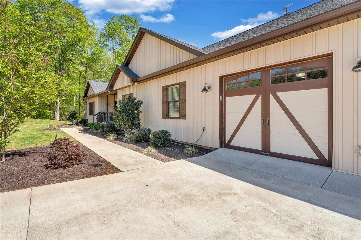 130 Spencer Creek LN - Photo 4