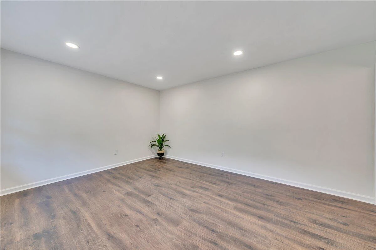 719 Estates RD SE - Photo 8