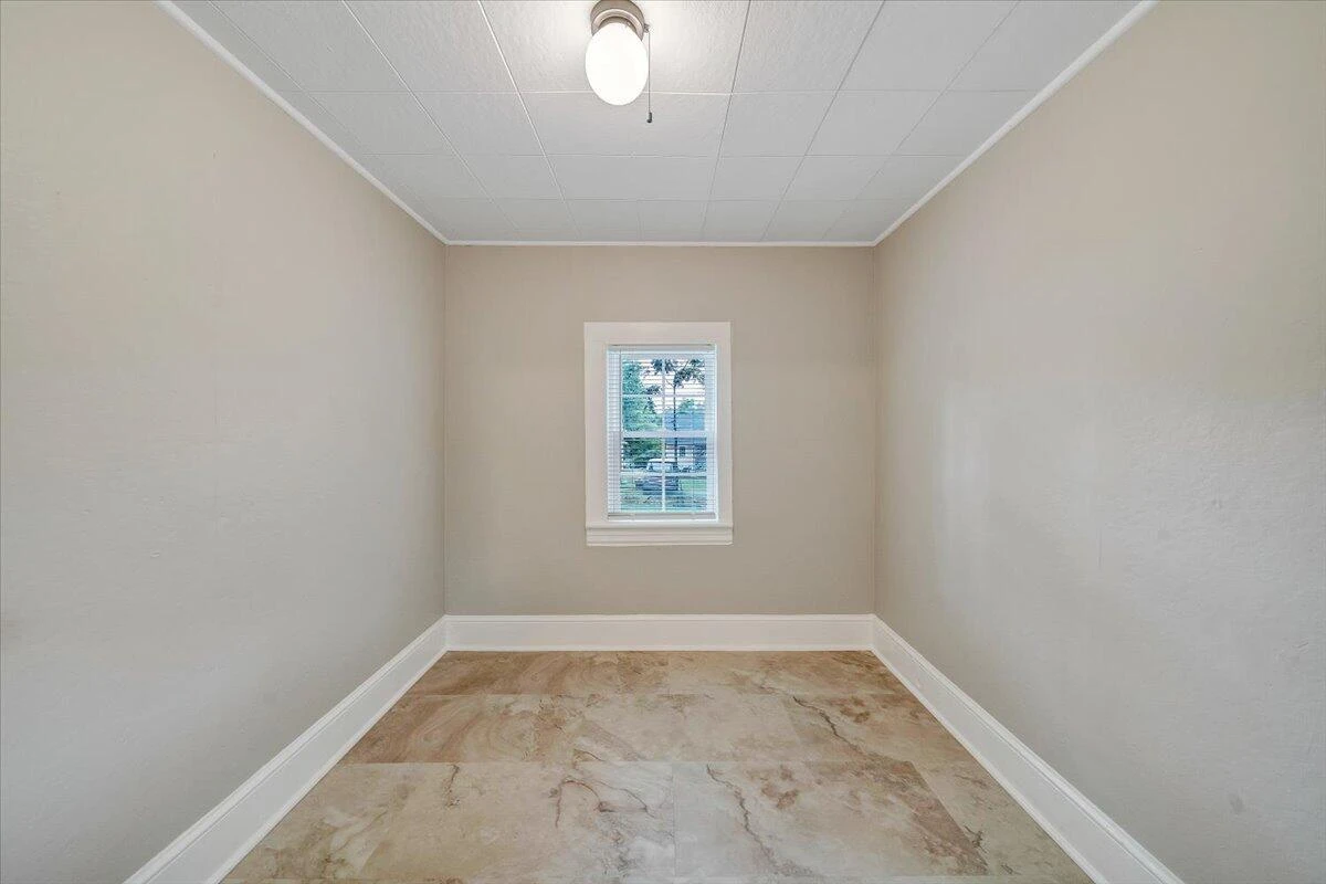 1742 20th ST NE - Photo 16
