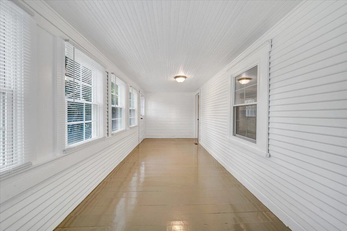 1742 20th ST NE - Photo 19