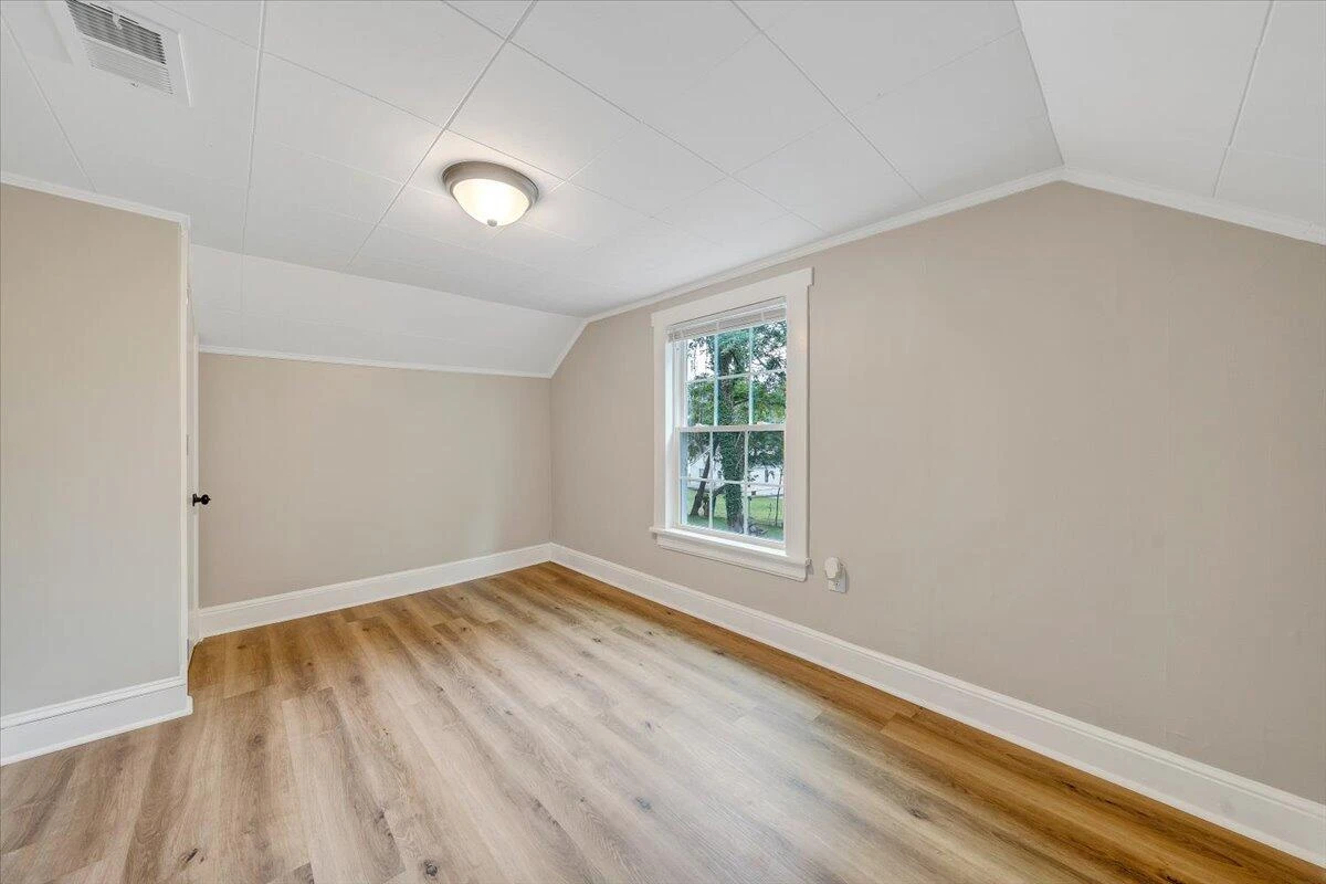 1742 20th ST NE - Photo 22