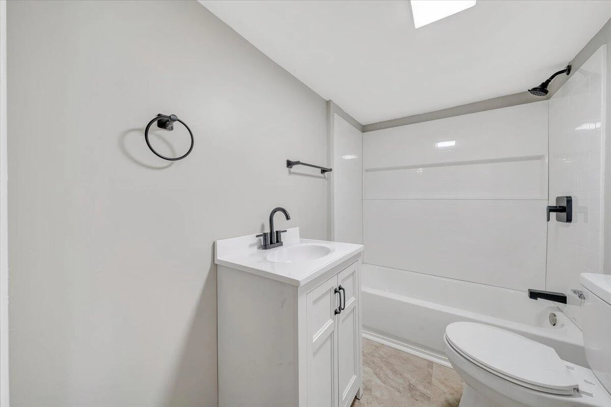 1742 20th ST NE - Photo 24