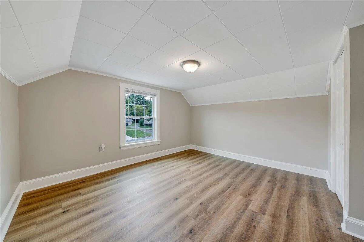 1742 20th ST NE - Photo 25