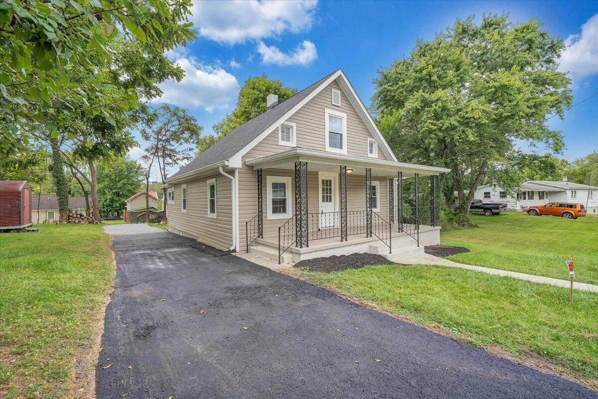 1742 20th ST NE - Photo 40