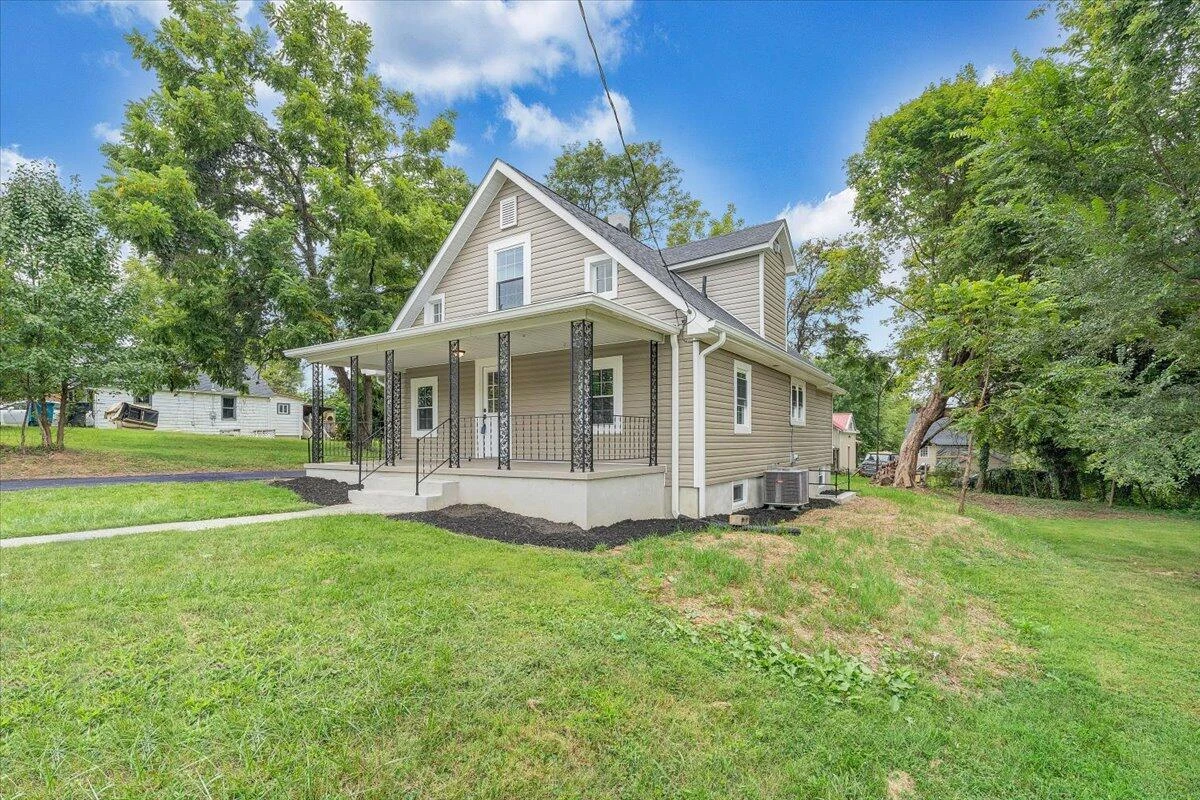 1742 20th ST NE - Photo 46