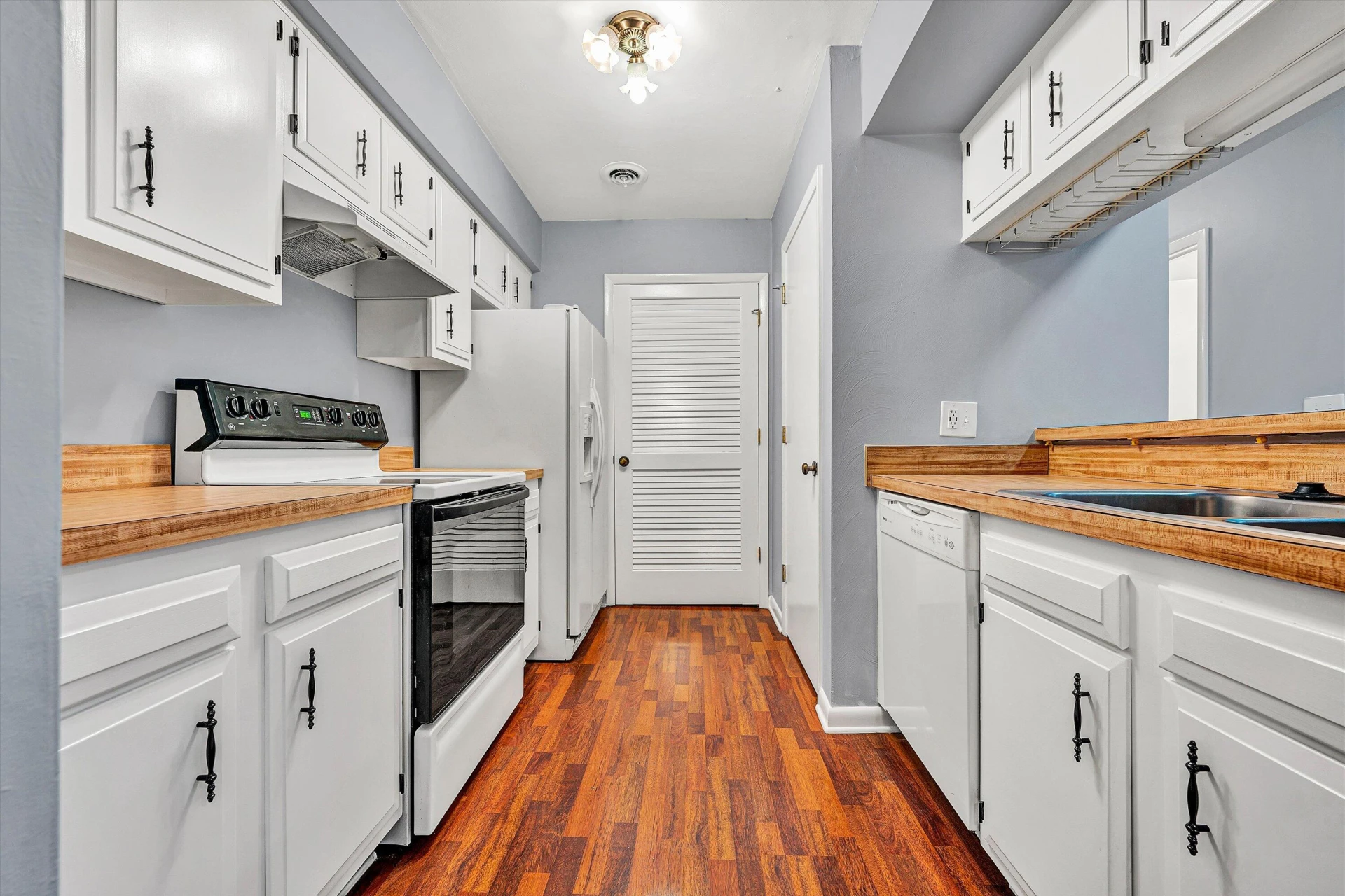 7150 Pine CT - Photo 18
