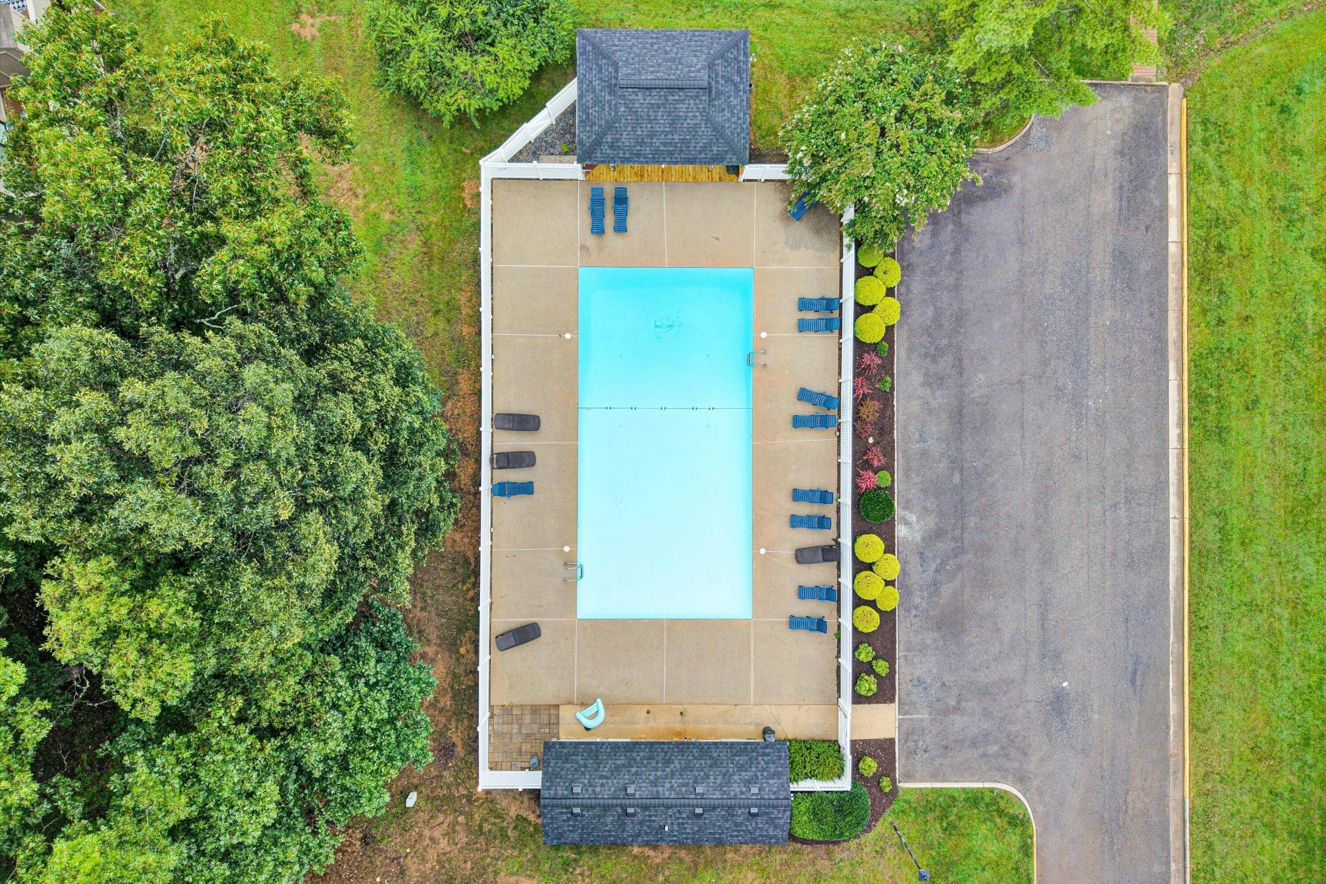 7150 Pine CT - Photo 35