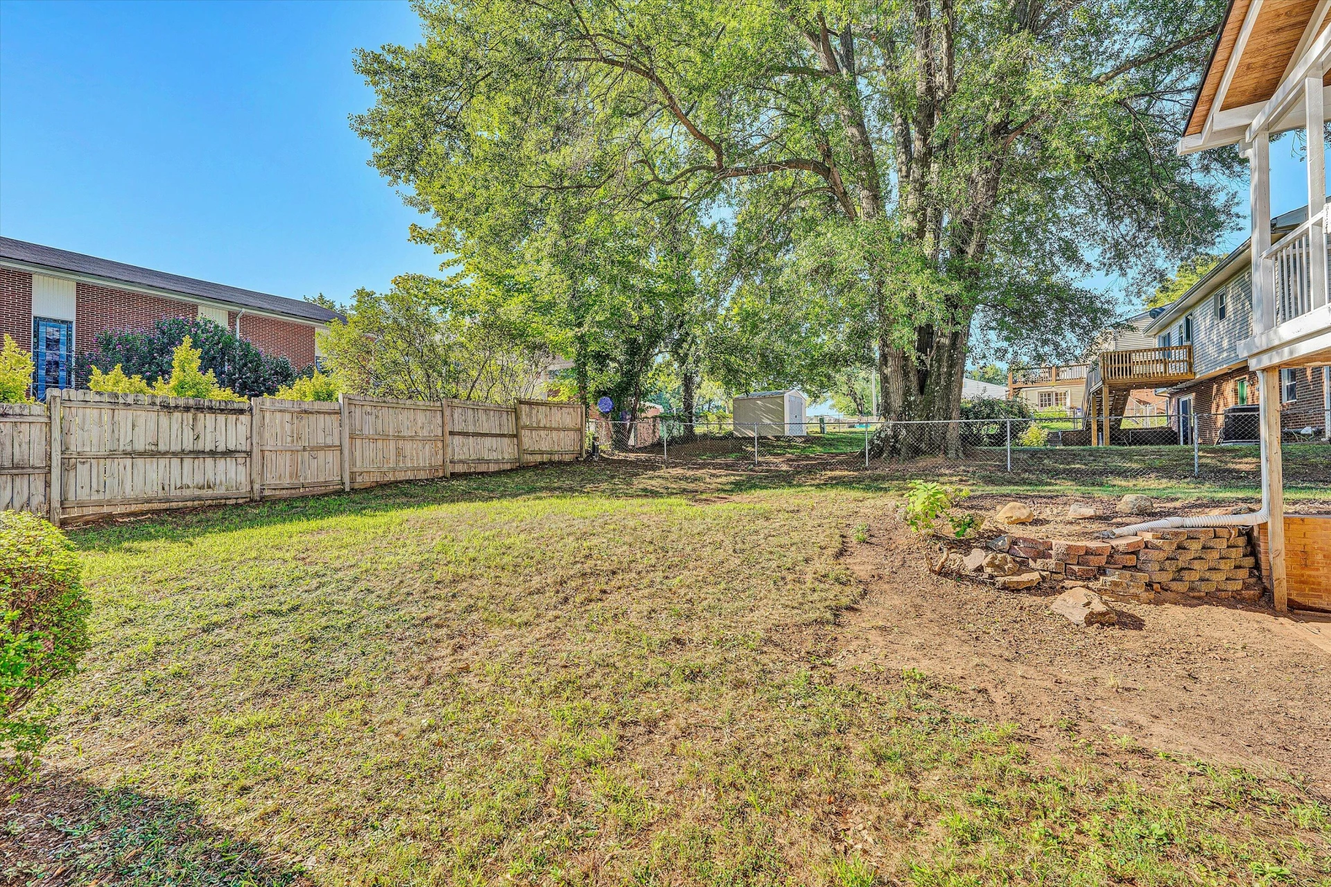 723 Finney DR - Photo 24