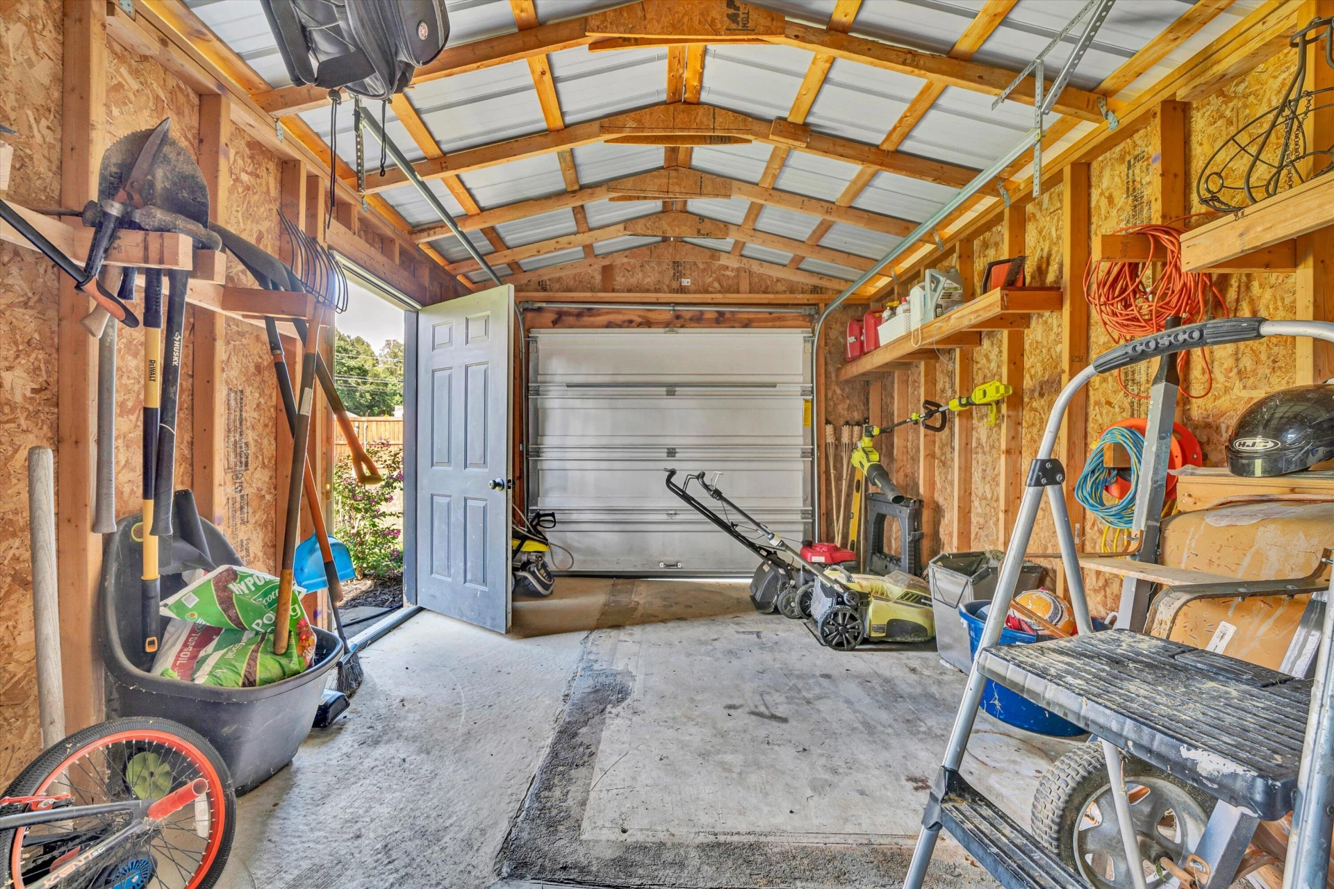 1668 Reece RD - Photo 44